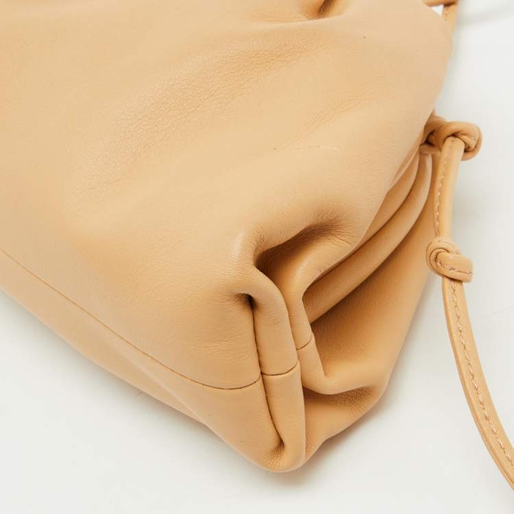 Pre Owned Bottega Veneta Beige Leather Mini Pouch Clutch