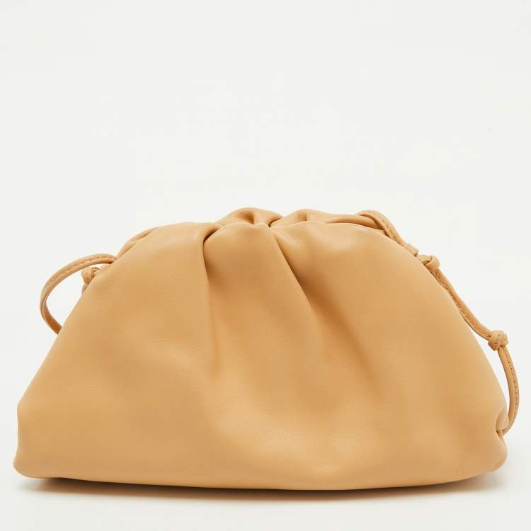 Pre Owned Bottega Veneta Beige Leather Mini Pouch Clutch