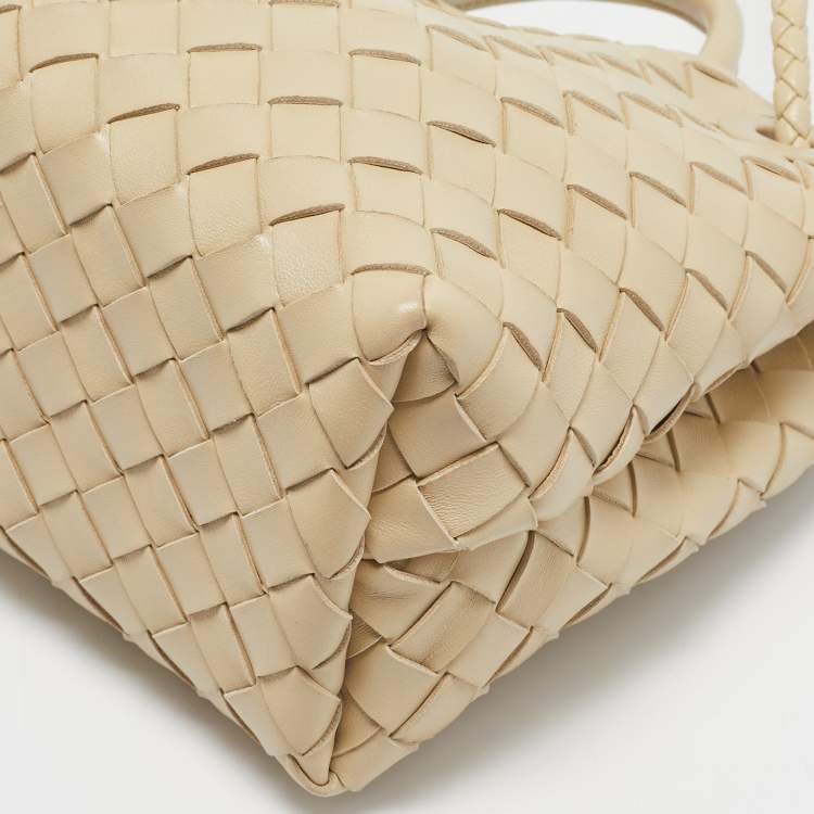 Pre Owned Bottega Veneta Cream Intrecciato Leather Small Andiamo Tote