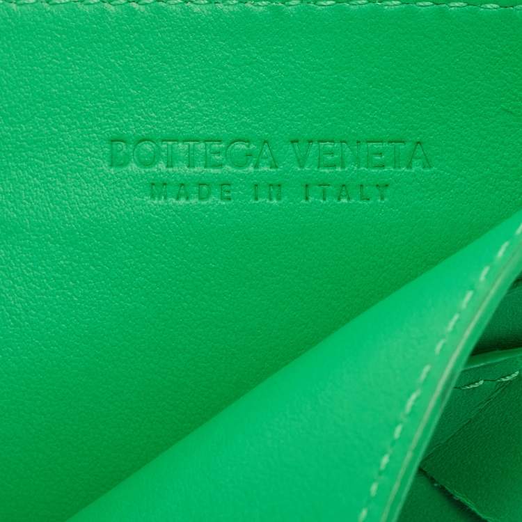 Pre Owned Bottega Veneta Green Intrecciato Leather Card Holder