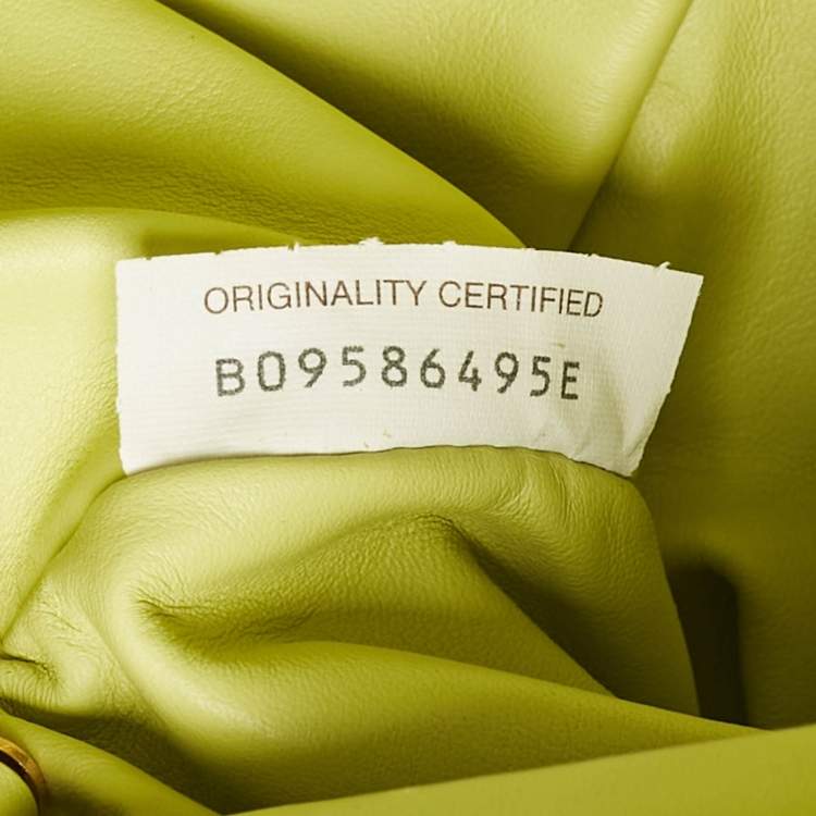 Pre Owned Bottega Veneta Light Green Leather The Chain Pouch Bag