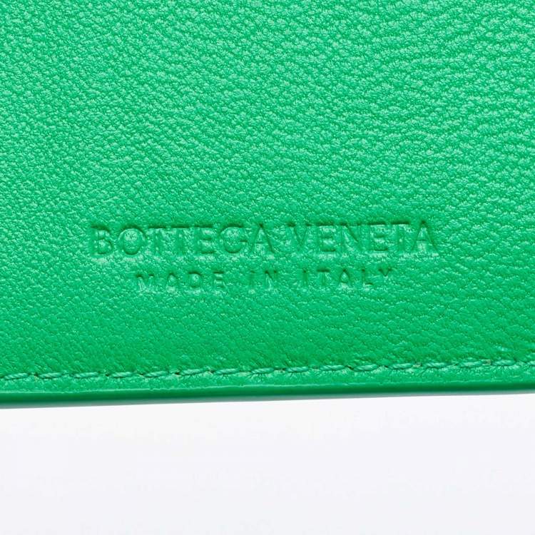 مملوكة مسبقًا Bottega Veneta Green Intrecciato Leather Cassette Card Holder