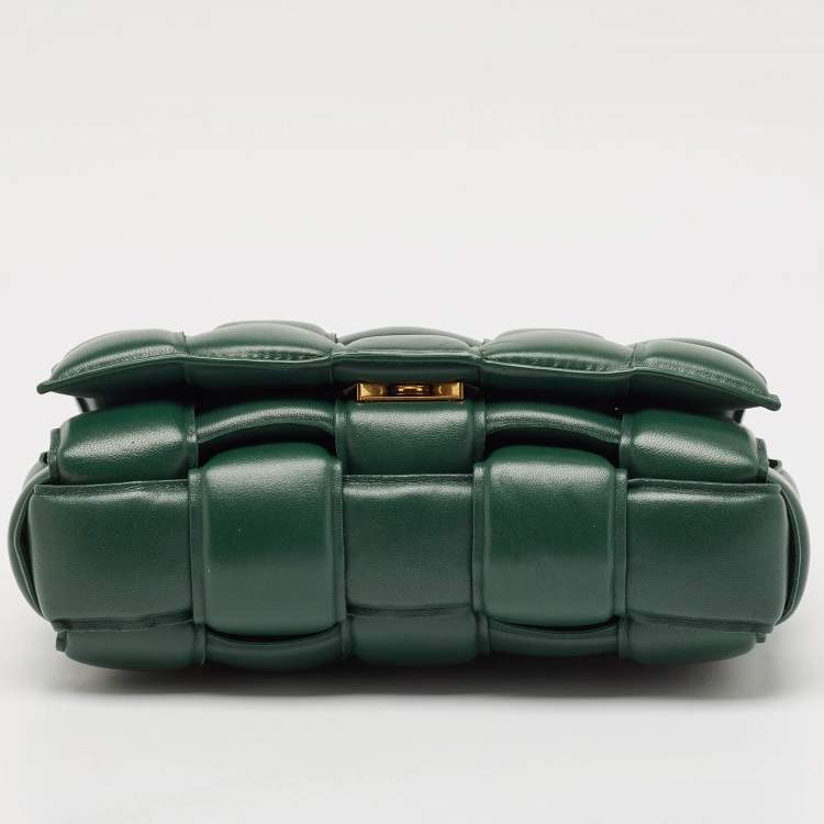 Pre Owned Bottega Veneta Green Leather Padded Chain Cassette Top Handle Bag