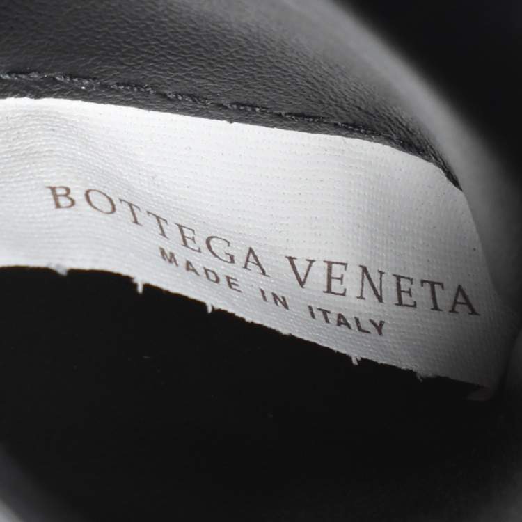 Pre Owned Bottega Veneta Black Intrecciato Leather French Wallet