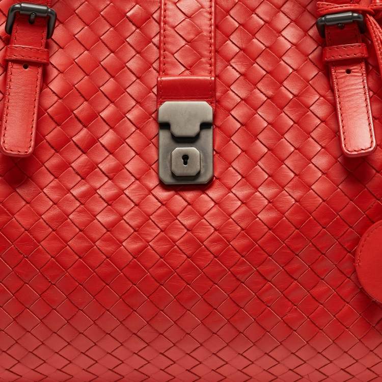 Pre Owned Bottega Veneta Red Intrecciato Leather Medium Roma Tote