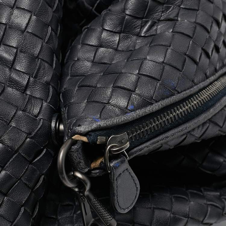 مملوكة مسبقًا Bottega Veneta Midnight Blue Intrecciato Leather Maxi Convertible Tote