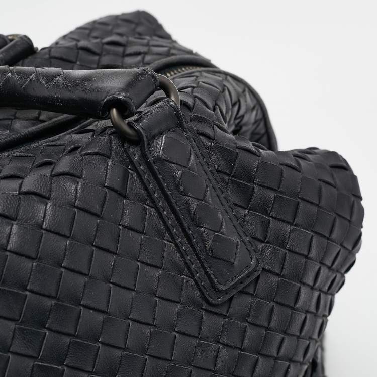 مملوكة مسبقًا Bottega Veneta Midnight Blue Intrecciato Leather Maxi Convertible Tote