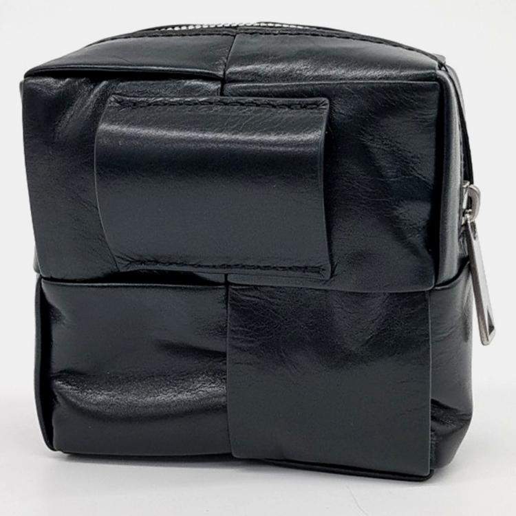 Pre Owned Bottega Veneta Black Leather Cassette Belt Bag