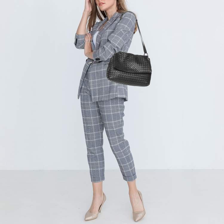 مملوكة مسبقًا Bottega Veneta Black Intrecciato Leather Shoulder Bag