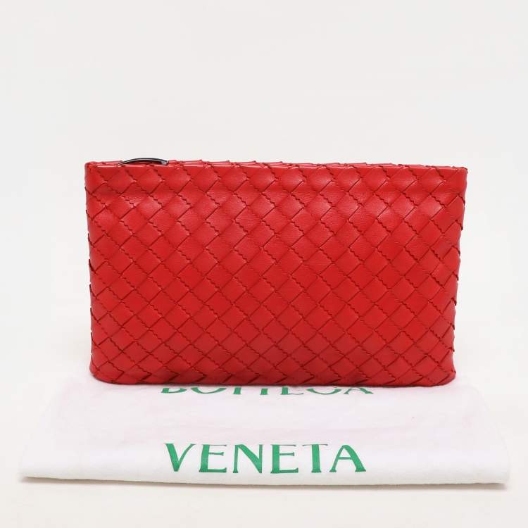 Pre Owned Bottega Veneta Red Intrecciato Leather Zip Pouch