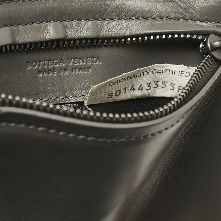 Pre Owned Bottega Veneta Grey Intrecciato Leather Zip Card Holder