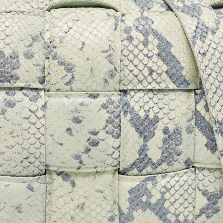 Pre Owned Bottega Veneta Light Turquoise/Blue Python Embossed Leather Padded Cassette Shoulder Bag