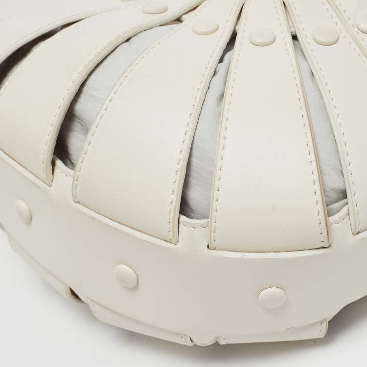 Pre Owned Bottega Veneta Off White Leather Small Shell Bag
