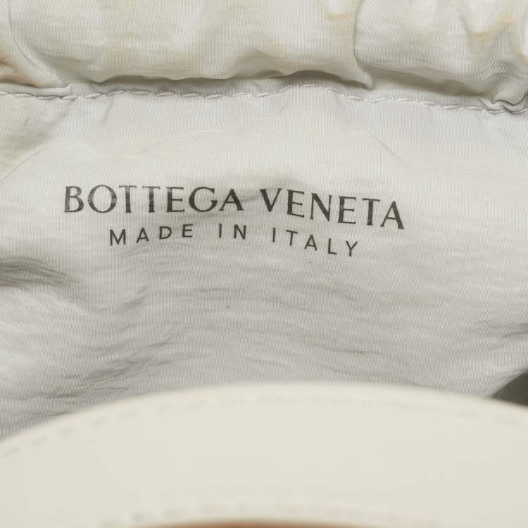 Pre Owned Bottega Veneta Off White Leather Small Shell Bag