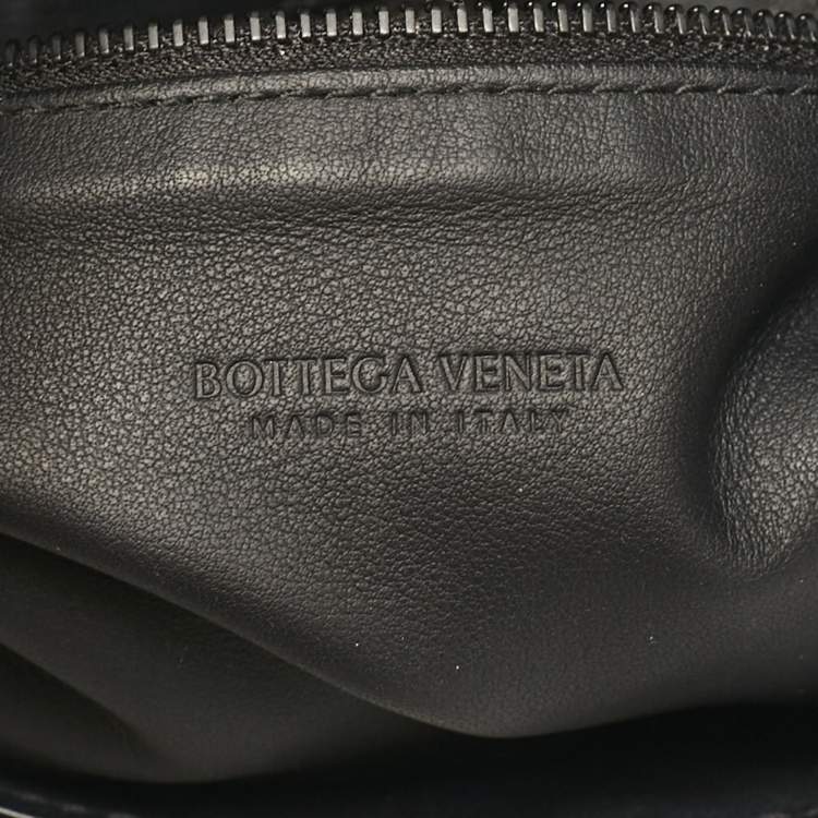 Pre Owned Bottega Veneta Black Leather Slot Messenger Bag