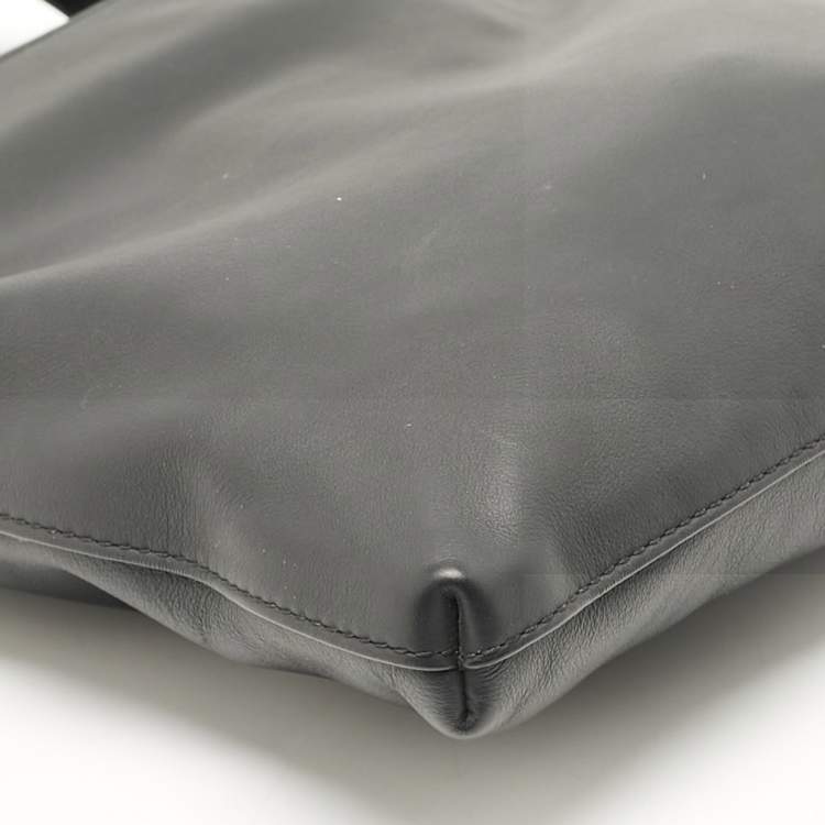 Pre Owned Bottega Veneta Black Leather Slot Messenger Bag