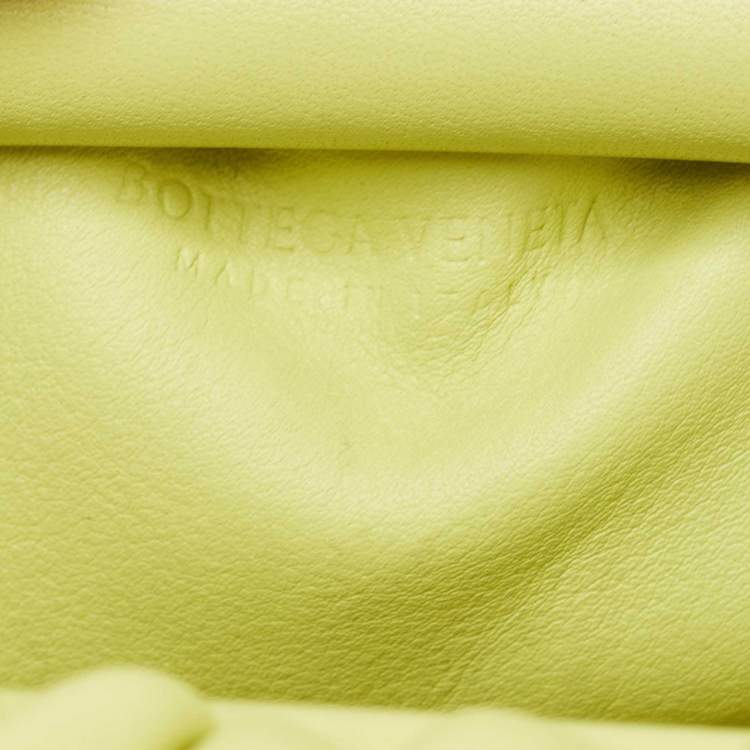 Pre Owned Bottega Veneta Light Green Leather Mini The Pouch Clutch Bag