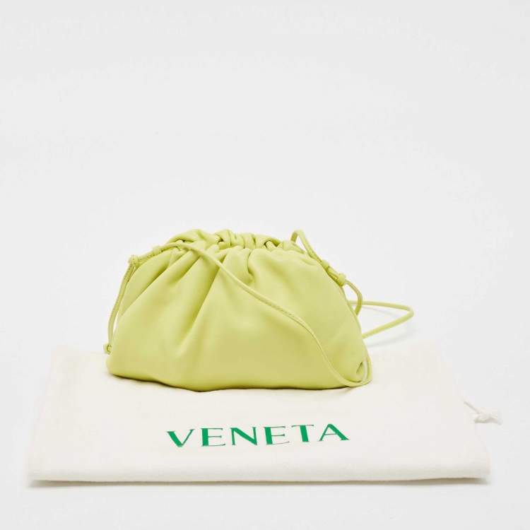 Pre Owned Bottega Veneta Light Green Leather Mini The Pouch Clutch Bag