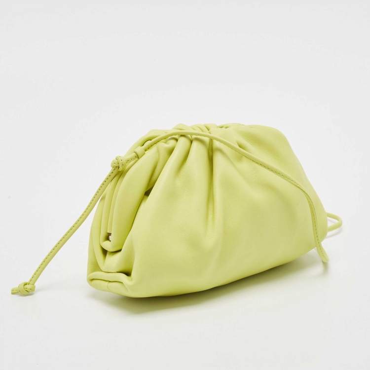 Pre Owned Bottega Veneta Light Green Leather Mini The Pouch Clutch Bag