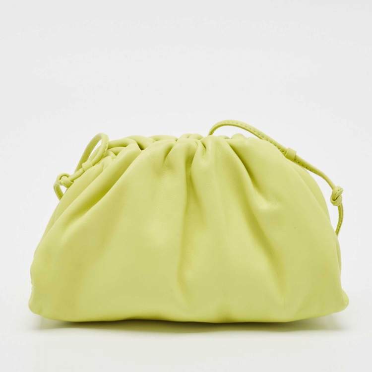Pre Owned Bottega Veneta Light Green Leather Mini The Pouch Clutch Bag