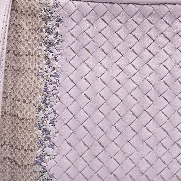 Pre Owned Bottega Veneta Lavender Ayers and Leather Wristlet Clutch
