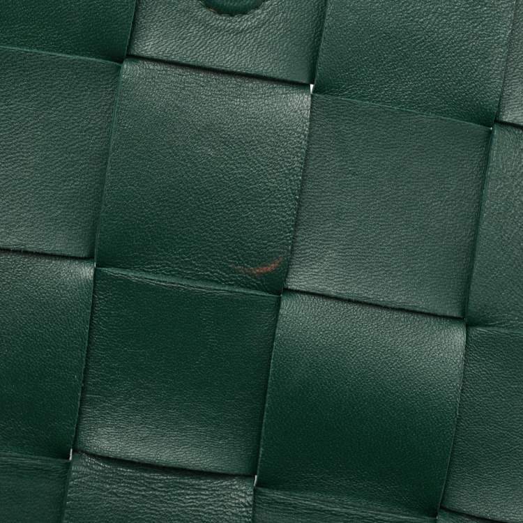 Pre Owned Bottega Veneta Green Intreccio Leather Cassette Shoulder Bag