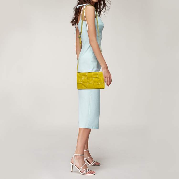 Pre Owned Bottega Veneta Yellow Leather Cassette Shoulder Bag