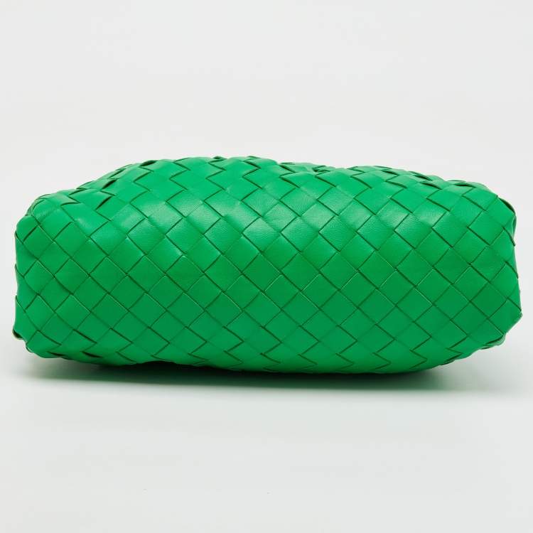 Pre Owned Bottega Veneta Green Intrecciato Leather Teen Pouch Clutch