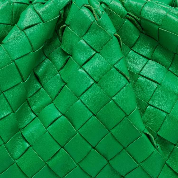 Pre Owned Bottega Veneta Green Intrecciato Leather Teen Pouch Clutch
