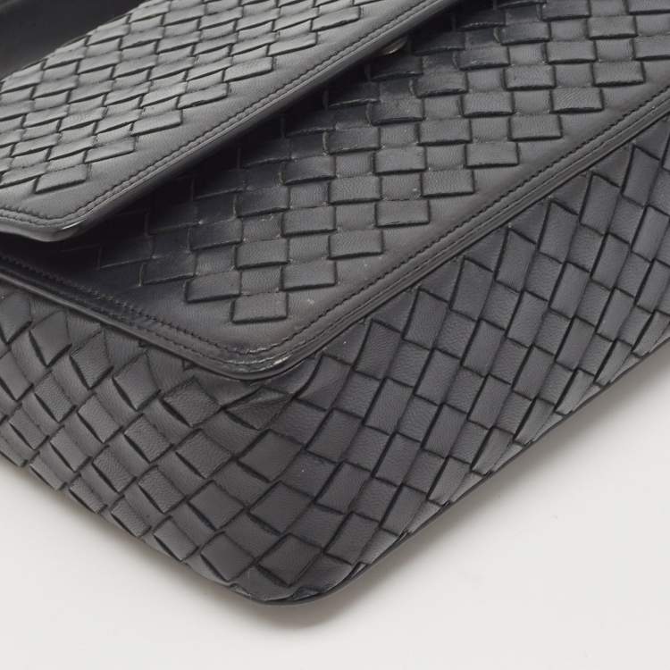 Pre Owned Bottega Veneta Black Intrecciato Leather Alumna Top Handle Bag