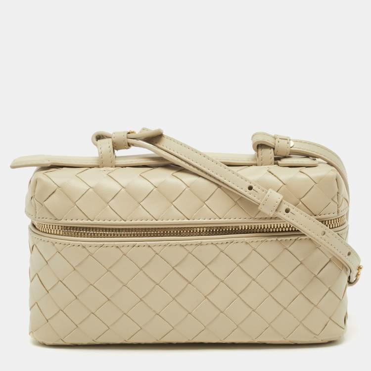 Pre Owned Bottega Veneta Sea Salt Intrecciato Leather Bang Bang Vanity Case Bag