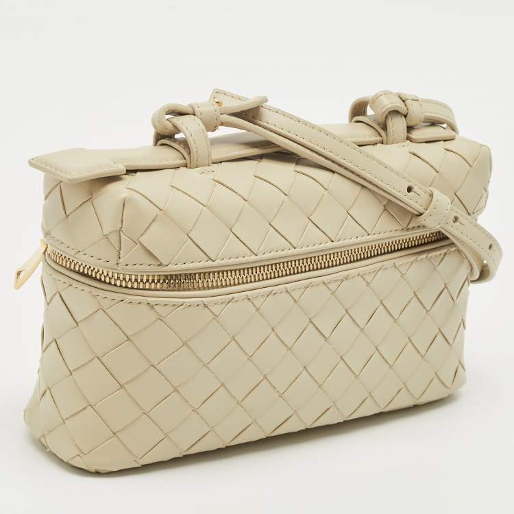 Pre Owned Bottega Veneta Sea Salt Intrecciato Leather Bang Bang Vanity Case Bag