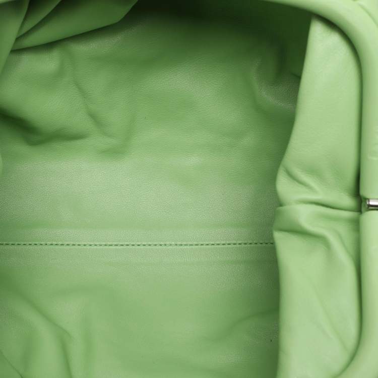 Pre Owned Bottega Veneta Green Leather Pouch Bag