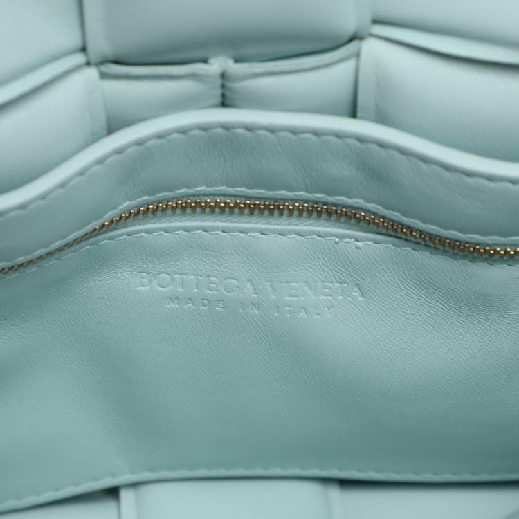 Pre Owned Bottega Veneta Blue Padded Intrecciato Leather Chain Cassette Shoulder Bag