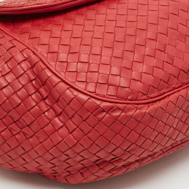 Pre Owned Bottega Veneta Red Intrecciato Leather Flap Crossbody Bag