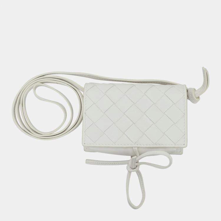 Pre Owned Bottega Veneta White Leather Intrecciato Crossbody Pouch