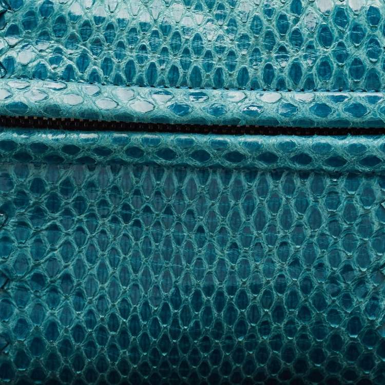 Pre Owned Bottega Veneta Blue Snakeskin Double Zip Clutch