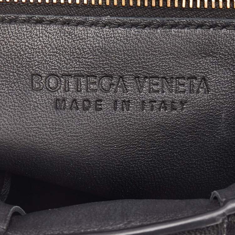 Pre Owned Bottega Veneta Black Intreccio Leather Padded Cassette Shoulder Bag