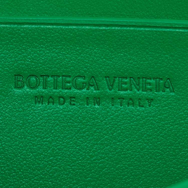 مملوكة مسبقًا Bottega Veneta Green Intrecciato Leather Flap Continental Wallet