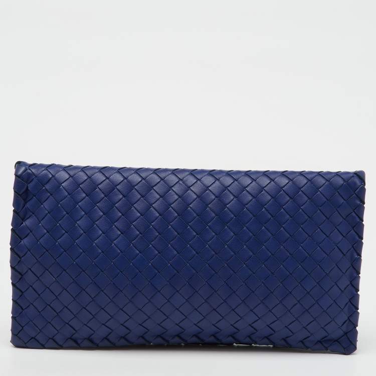 Pre Owned Bottega Veneta Blue Intrecciato Leather Twist Lock Flap Clutch