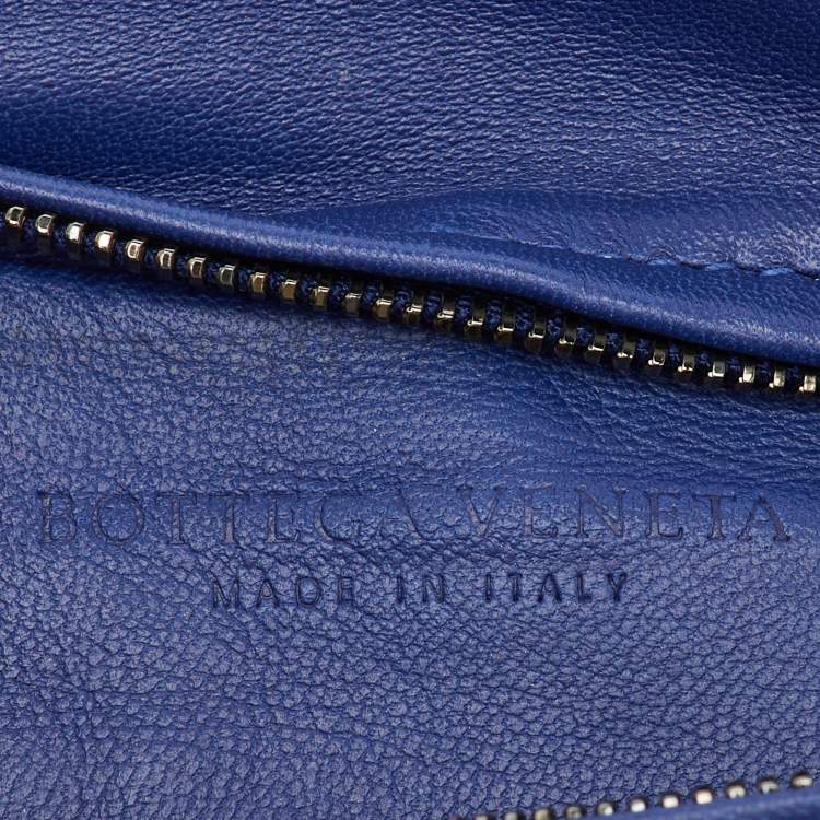 Pre Owned Bottega Veneta Blue Intrecciato Leather Twist Lock Flap Clutch
