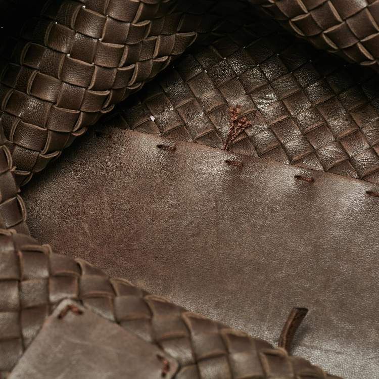Pre Owned Bottega Veneta Cacao Intrecciato Leather Medium Cabat Tote 