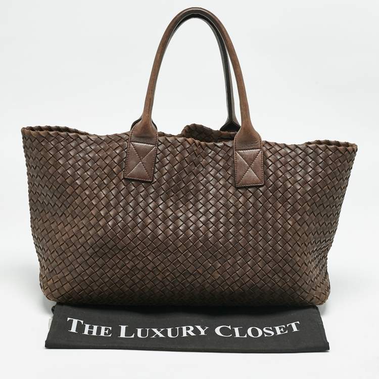 Pre Owned Bottega Veneta Cacao Intrecciato Leather Medium Cabat Tote 