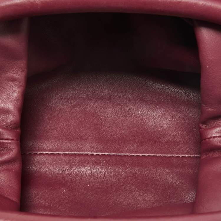 Pre Owned Bottega Veneta Burgundy Bordeaux Leather Mini The Pouch Bag