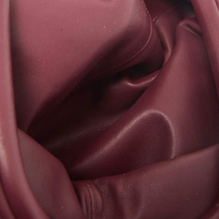 Pre Owned Bottega Veneta Burgundy Bordeaux Leather Mini The Pouch Bag