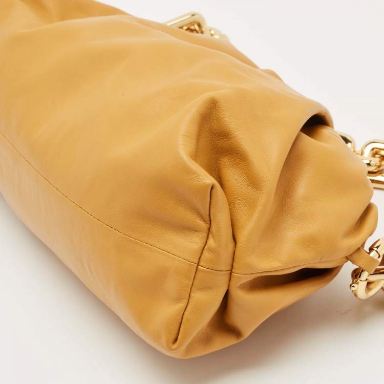 Pre Owned Bottega Veneta Tan Leather The Chain Pouch Bag