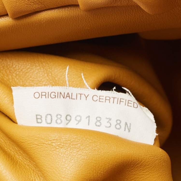 Pre Owned Bottega Veneta Tan Leather The Chain Pouch Bag