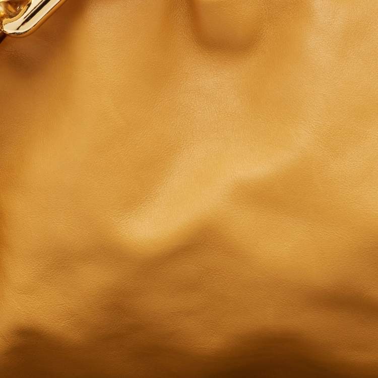 Pre Owned Bottega Veneta Tan Leather The Chain Pouch Bag