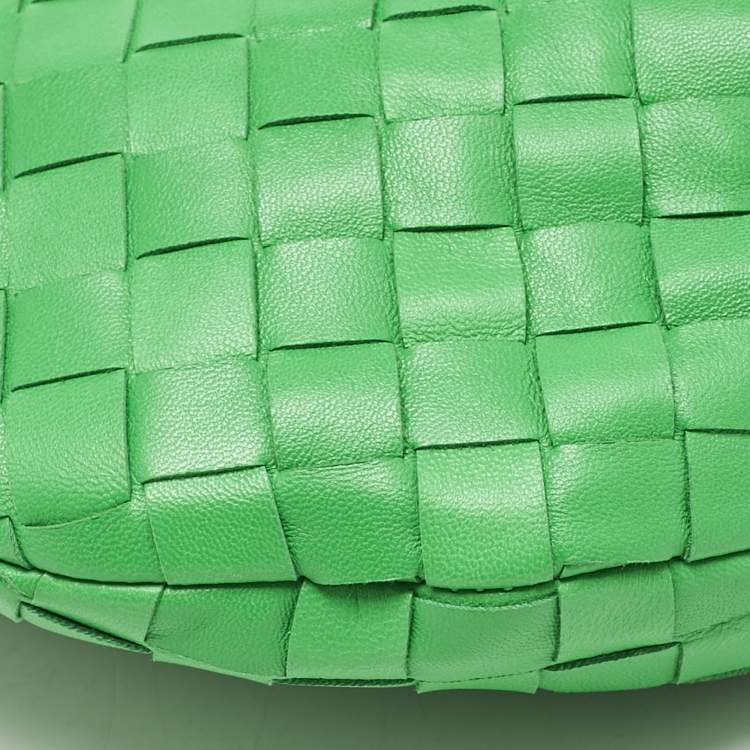 Pre Owned Bottega Veneta Green Intrecciato Leather Mini Jodie Hobo