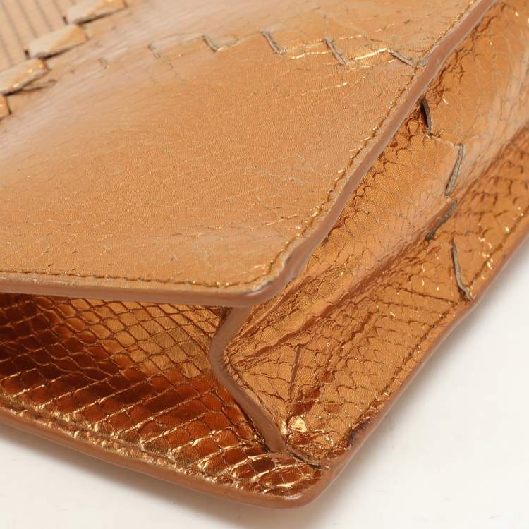 Pre Owned Bottega Veneta Gold Metalic Leather Frame Clutch